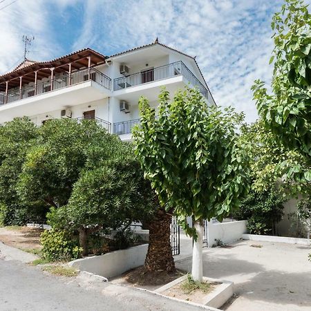 Areti Apartments Poros  Bagian luar foto
