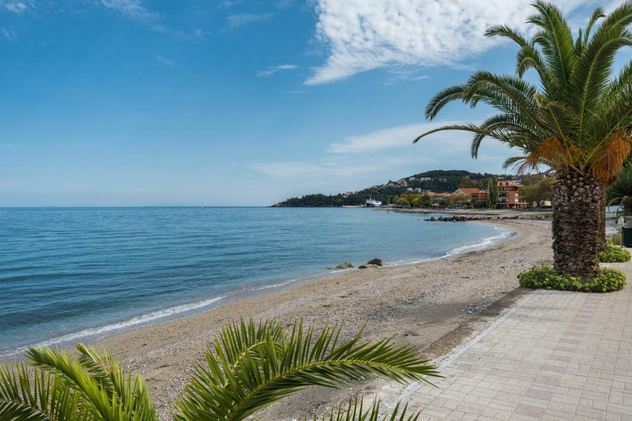 Areti Apartments Poros  Bagian luar foto